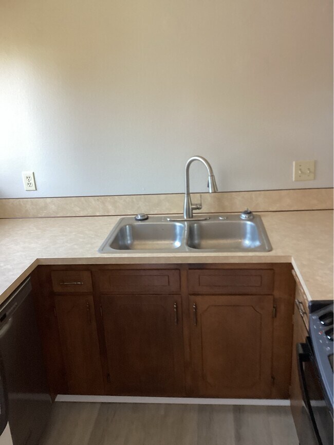 Photo - 1112 SW Hurbert St