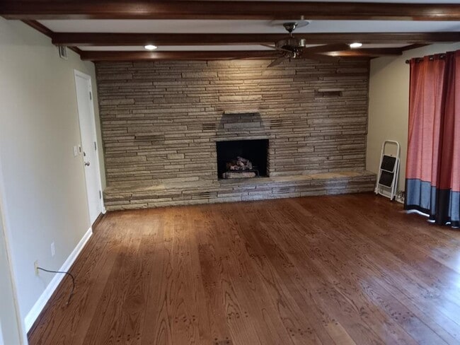 Photo - 3333 NW 62nd St