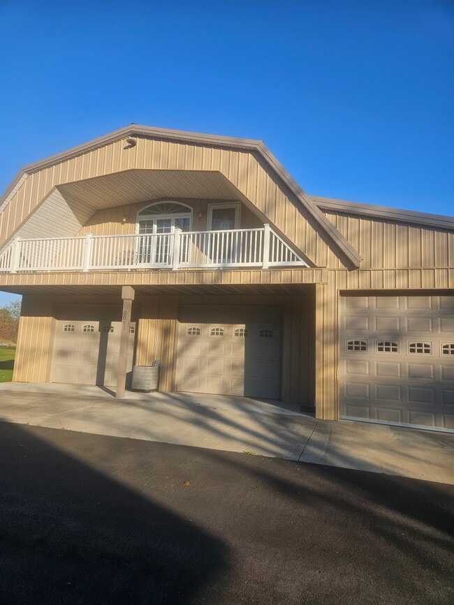 Building Photo - 91 Steele Rd