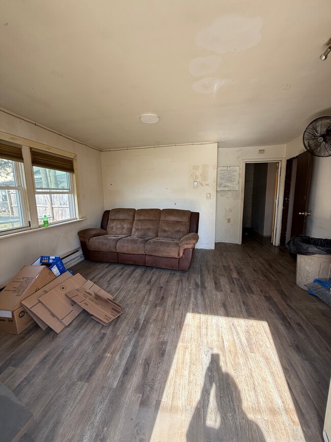 Photo - 227 N Hickory St