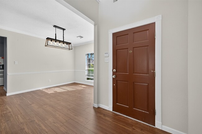 Photo - 8302 Cliffshire Ct