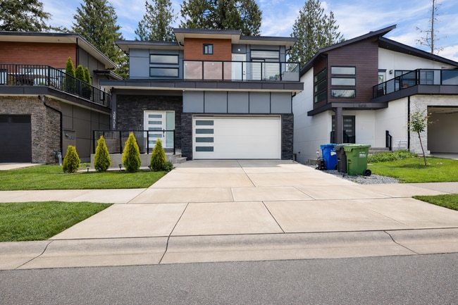 Building Photo - 36701 Carl Creek Cres