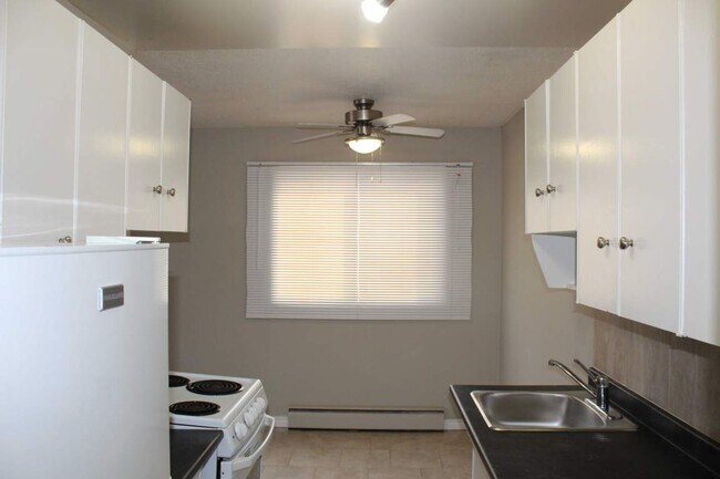 Photo - Confederation Place