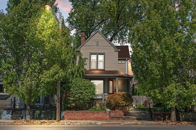 Photo - 116 Hanford St