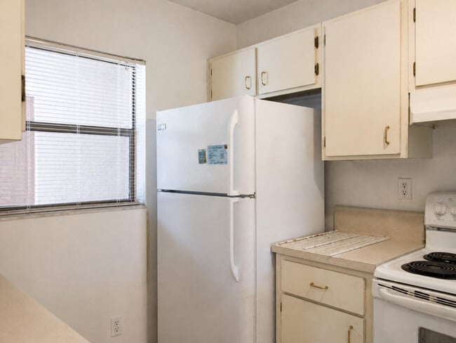 Photo - 7260 Woodmont Terrace Unit 203