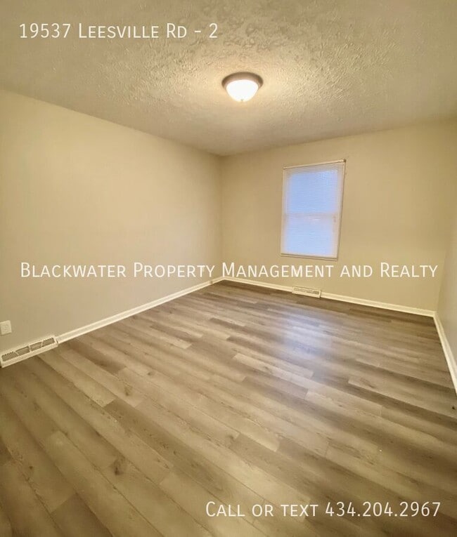 Photo - 19537 Leesville Rd Unit 2