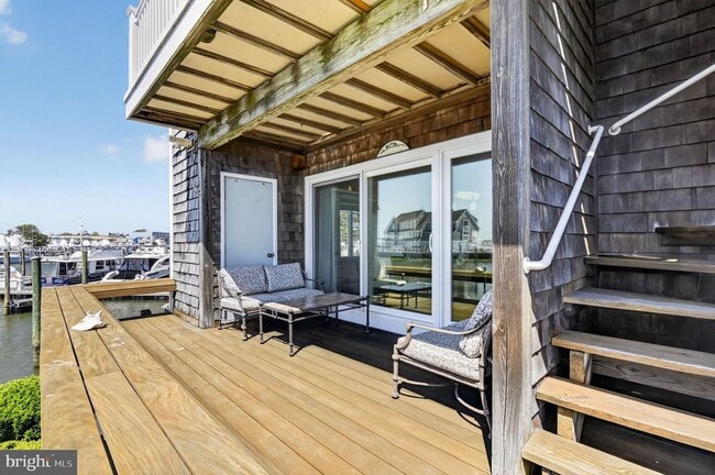 Building Photo - 1401 Harbour Cove