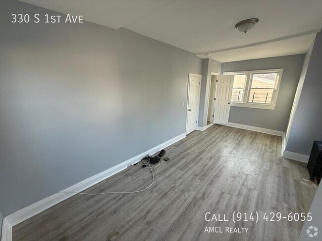 Building Photo - 330 S 1st Ave Rental