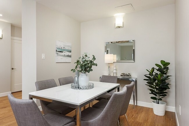 Photo - Bourg Du Village