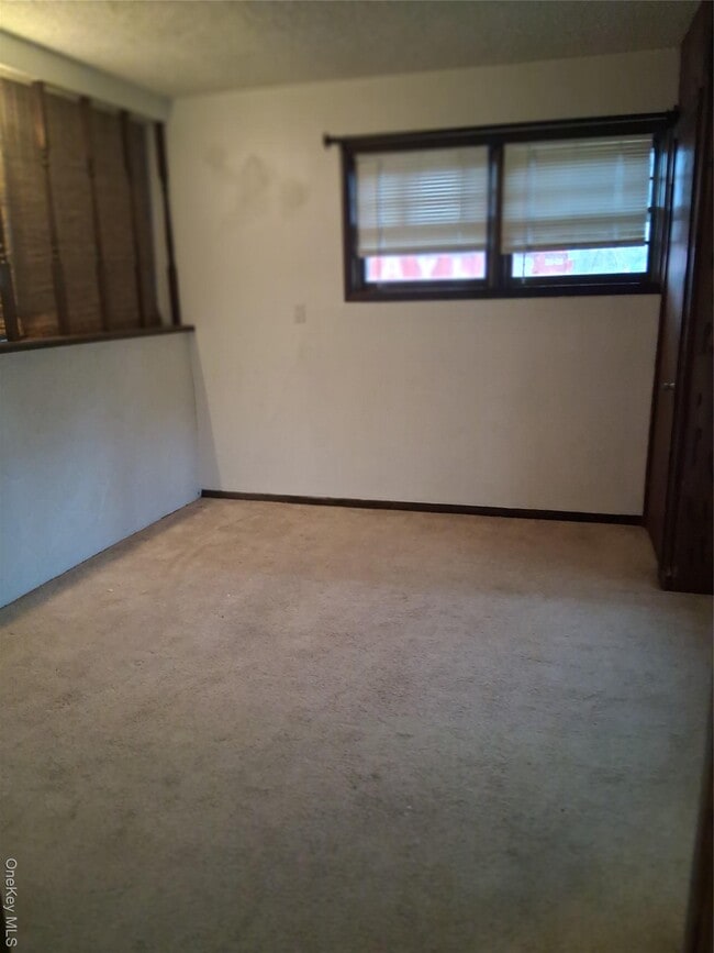 Photo - 18 Ugo Dr Unidad A