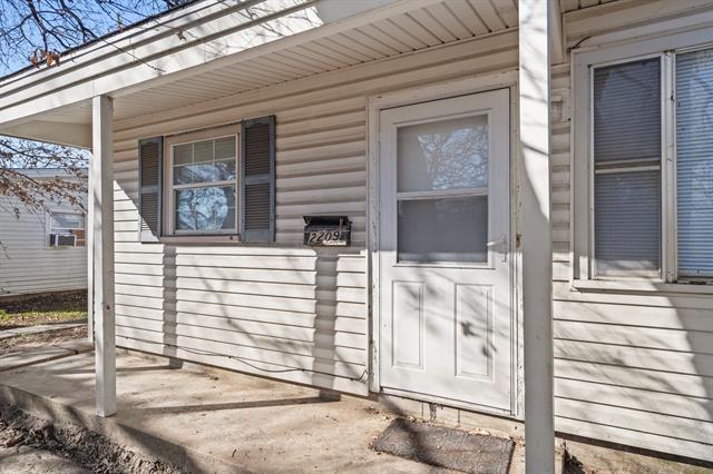 Building Photo - 2209 Barbell Ln Rental
