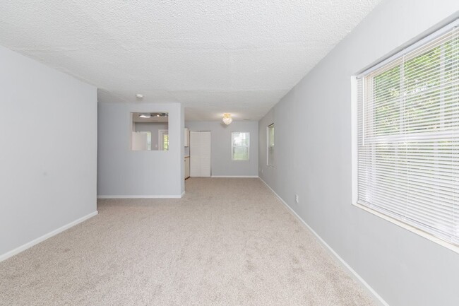 Photo - 1128 Wilkins Dr