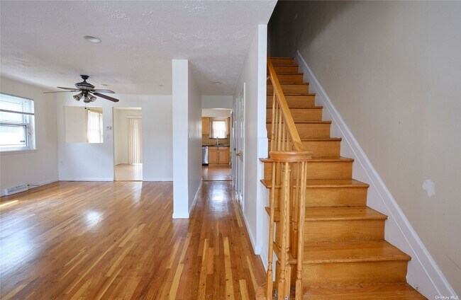 Photo - 240-60-240-65 65th Ave House