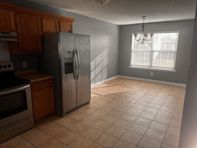 Photo - MOVE IN READY!