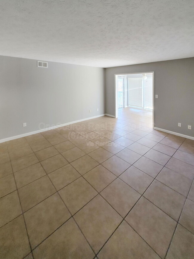 Photo - 1305 Augusta Dr