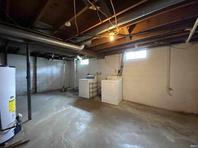 Photo - 612 S Henderson St