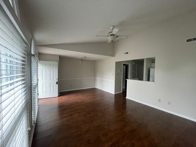 Photo - Duplex