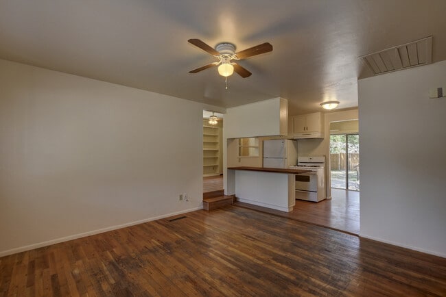 Photo - 806 Campbell St Unidad A