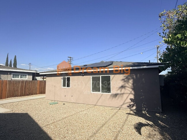 Photo - 509 W Lorraine Pl
