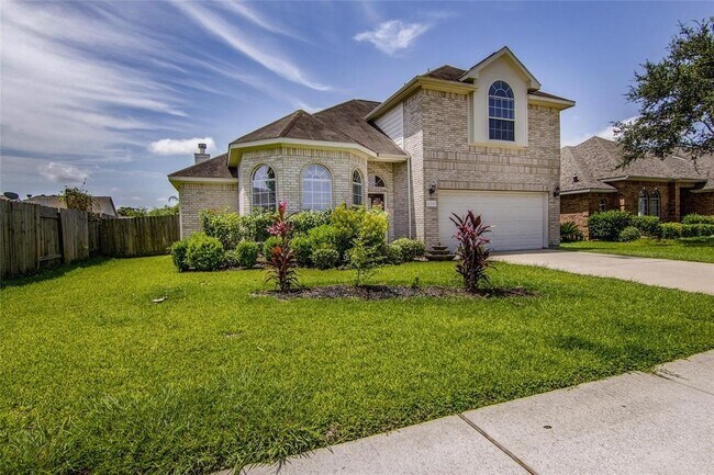 Photo - 1004 Autumn Brook St