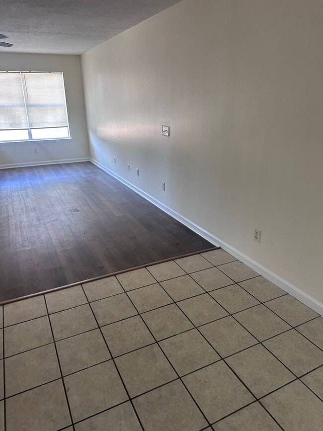 Photo - 108 N Gray Ave Unit B