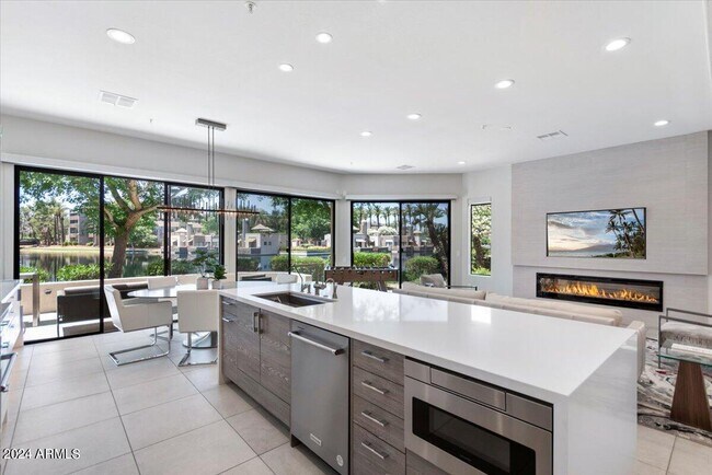 Photo - 8989 N Gainey Center Dr