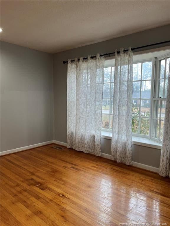 Photo - 413 Lancaster Rd