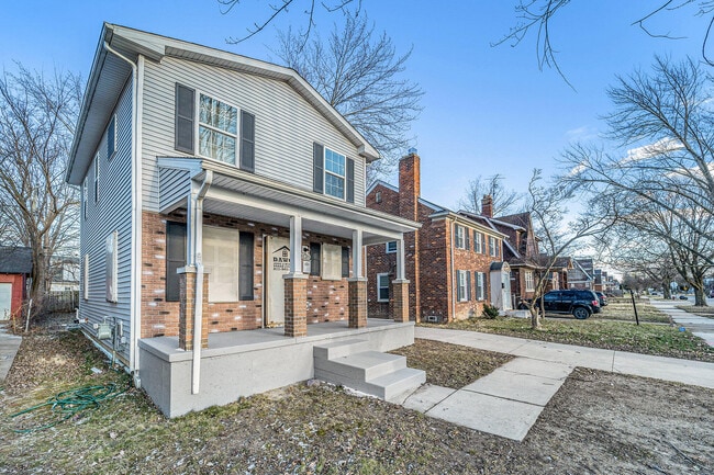 Photo - 4128 Buckingham Ave