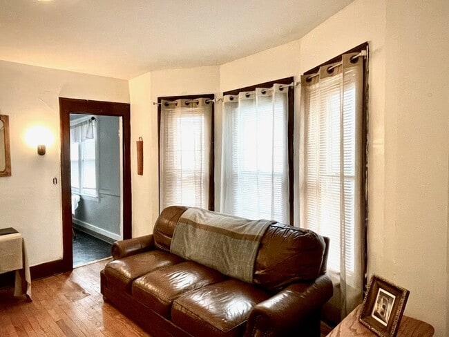 Photo - 916 Ackerman Ave