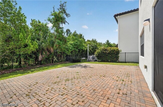 Photo - 8951 Madrid Cir