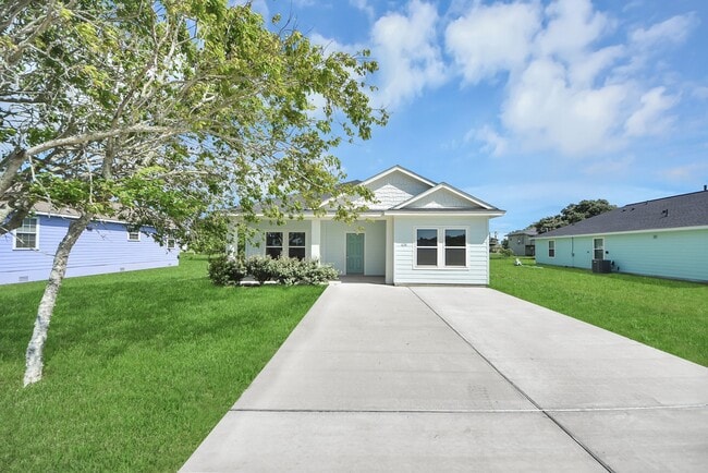 Photo - 638 Stovall Dr