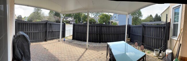 Photo - 437 Colony Park Dr