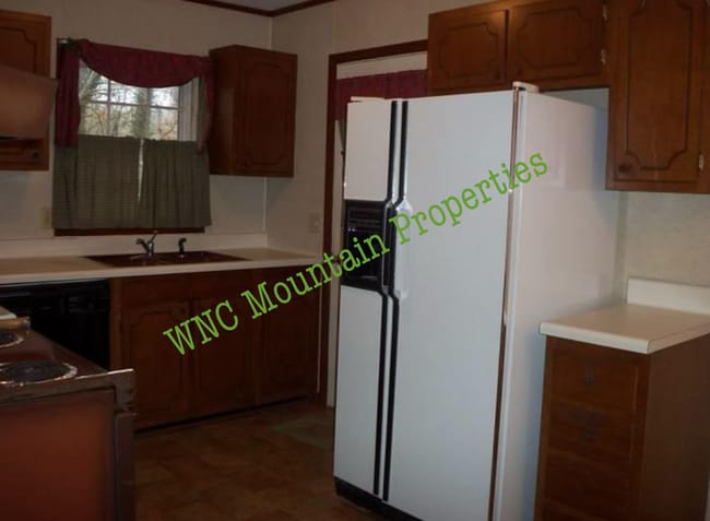 Photo - 374 Royal Pines Dr