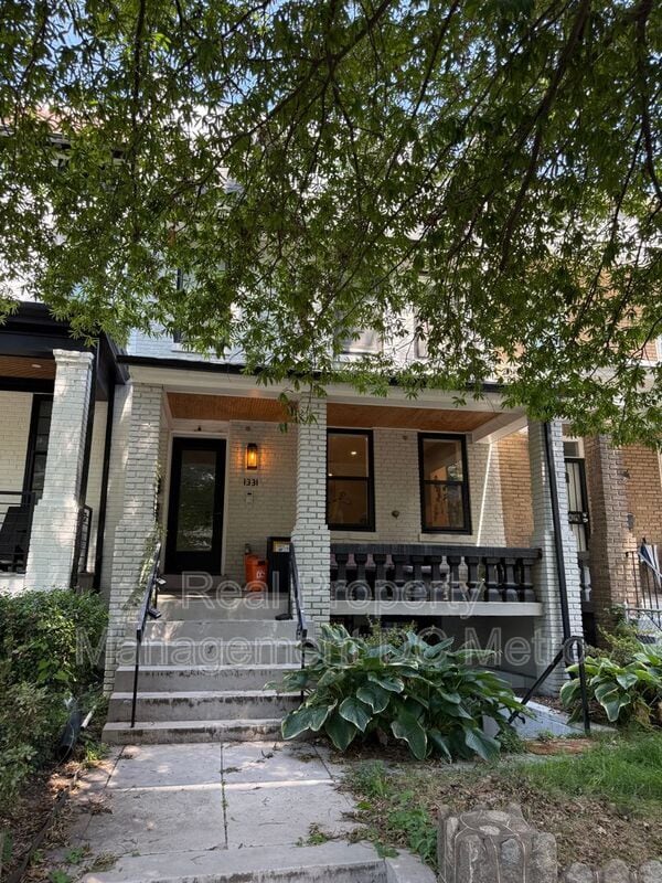 Photo - 1331 Taylor St