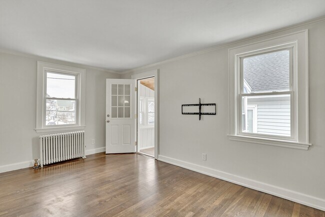 Photo - 19 Fairview Ave Unit B