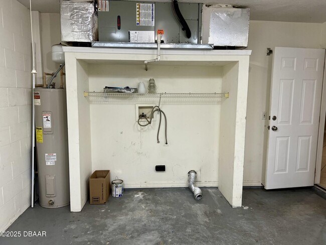 Photo - 21 Wellwood Ln