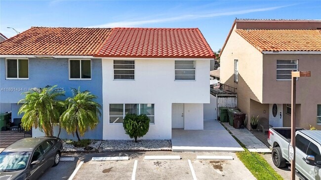 Building Photo - 2412 W 54th Pl Rental