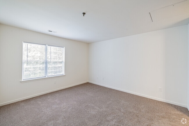 2 habitaciones, 1.5 baños - 850 pies cuadrados - Dormitorio