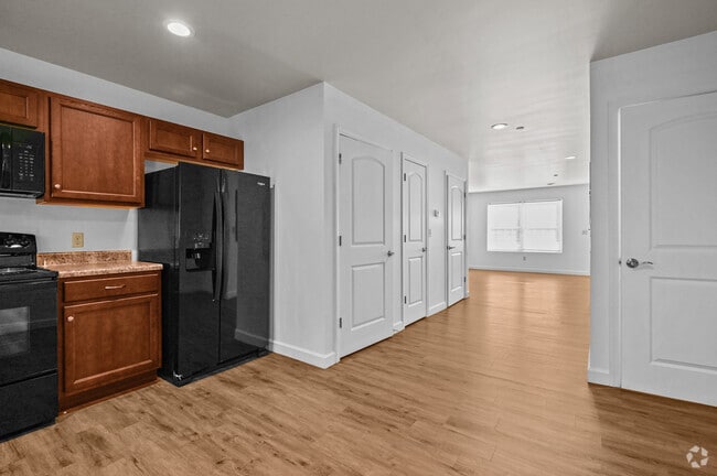 2 BR, 1.5 BA