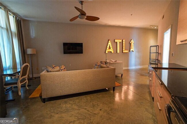 Photo - 89 Mangum St SW Unidad 213