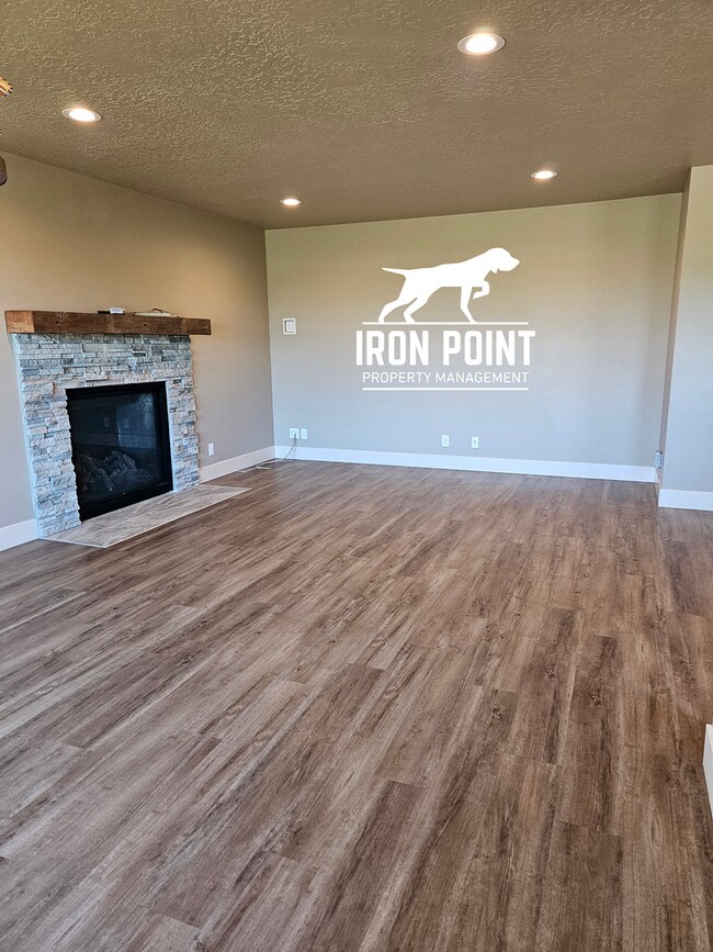 Photo - 2bed/1bath w/2 car garage & all appliances included.