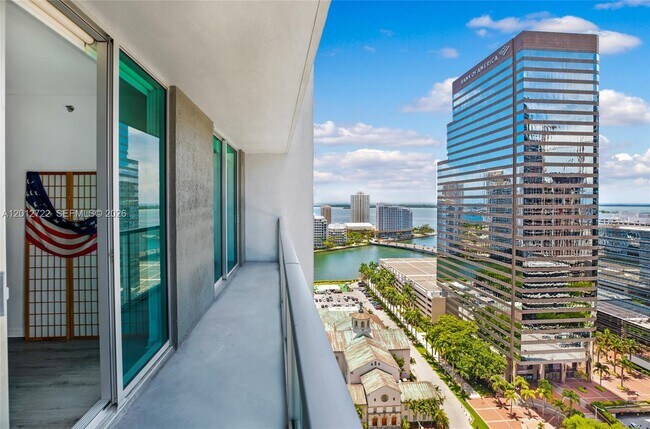 Photo - 500 Brickell Ave Unidad 2508