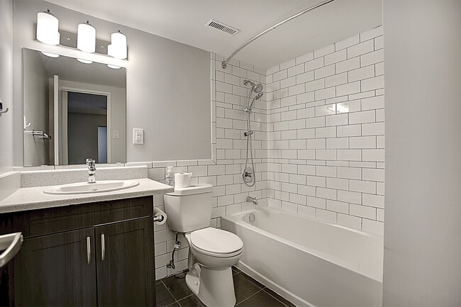Photo - 263 Millard Street