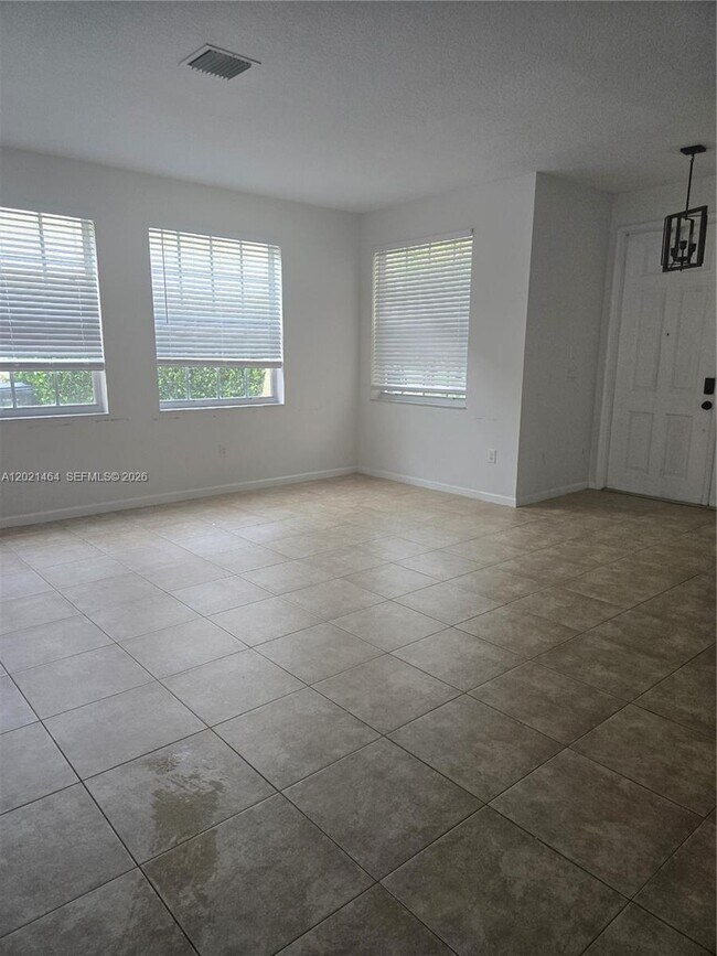 Photo - 2221 Sloane Pl