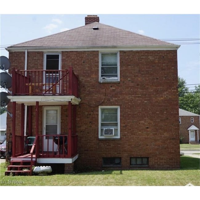 Photo - 521 E 222nd St Unidad 521 E 222nd St- DWN