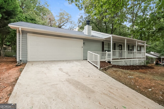 Building Photo - 155 Hunt Ridge Dr