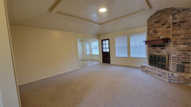 Photo - 1701 Rebecca Ln