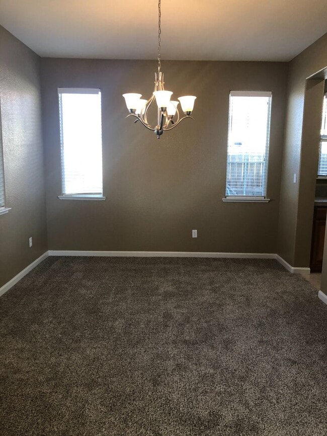 Photo - Huge 4 Bedroom + Loft 3 Bath Home for Rent!