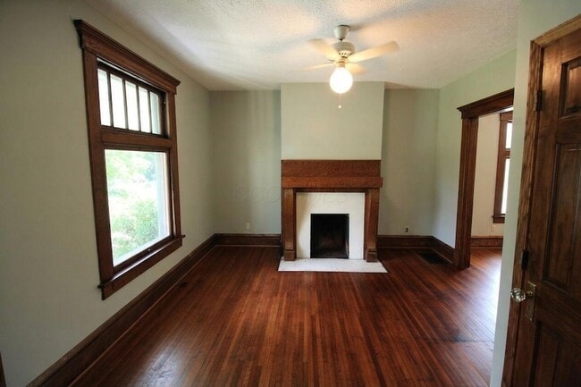 142 E Northwood Ave