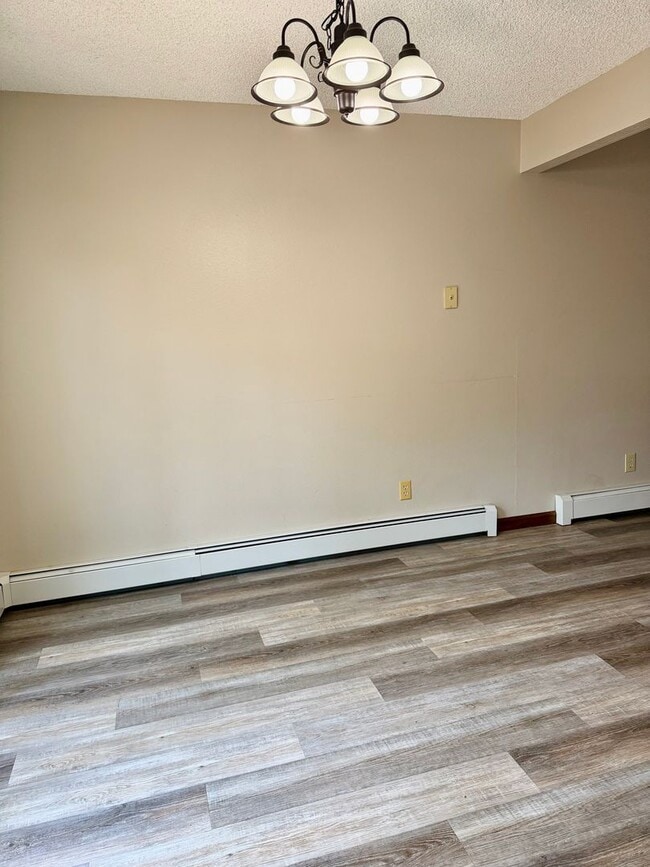 Photo - 1624 Azalea Dr